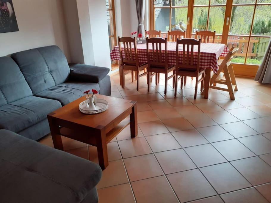 Apartment Huebsche Im Herzen Des Schwarzwalds Elzach